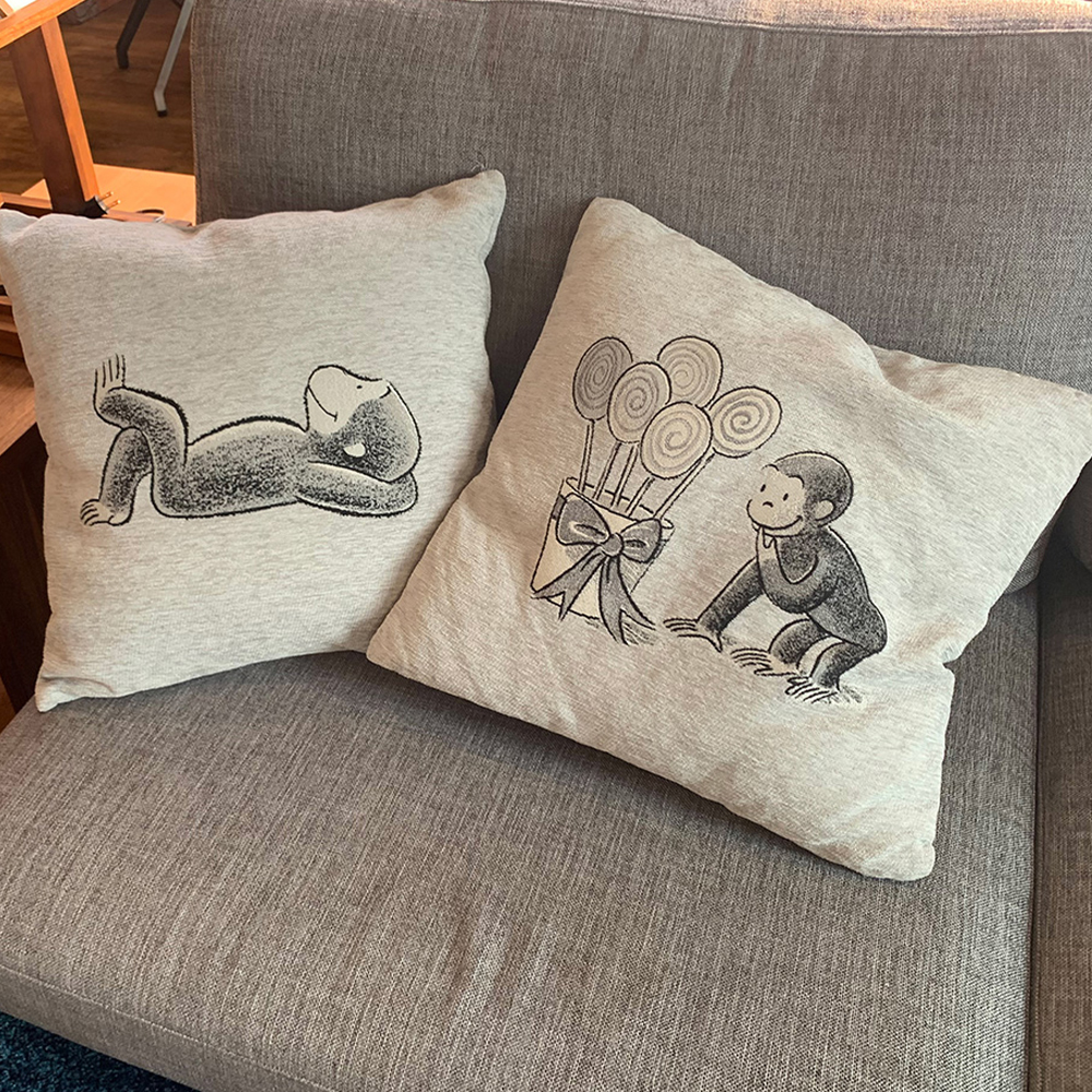 おさるのジョージ クッション リラックスジョージ - おさるのジョージ