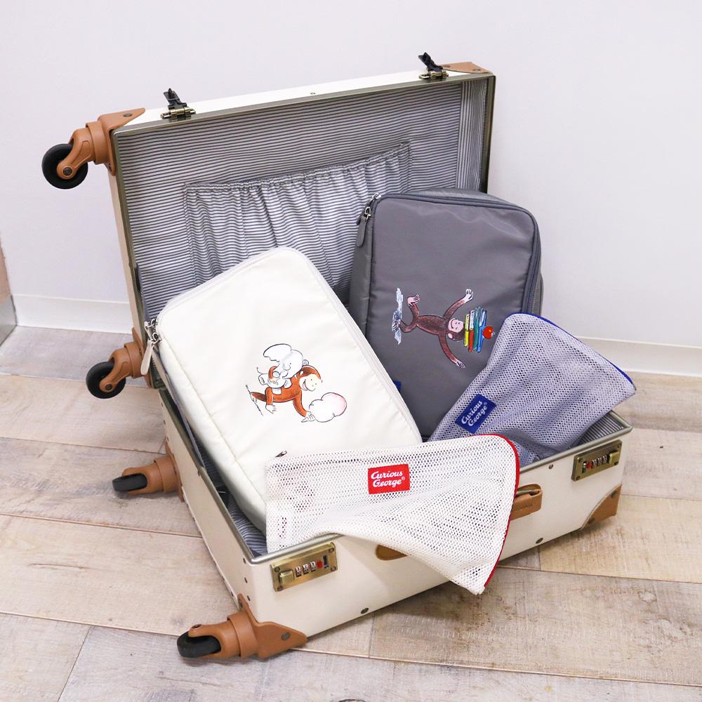 Curious George トラベルケースセット - おさるのジョージ公式